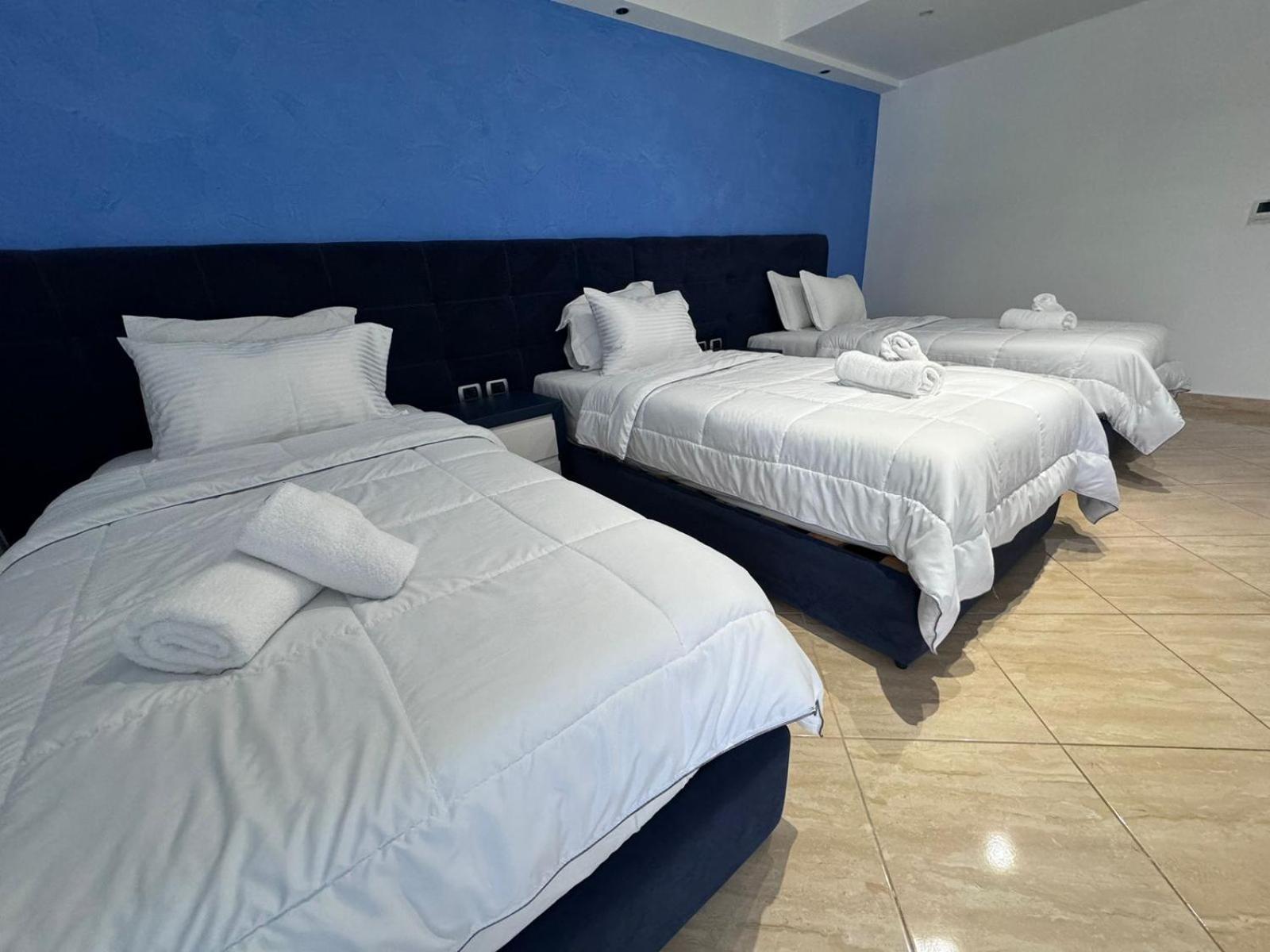 Hotel Blue Sky Sarande Luaran gambar
