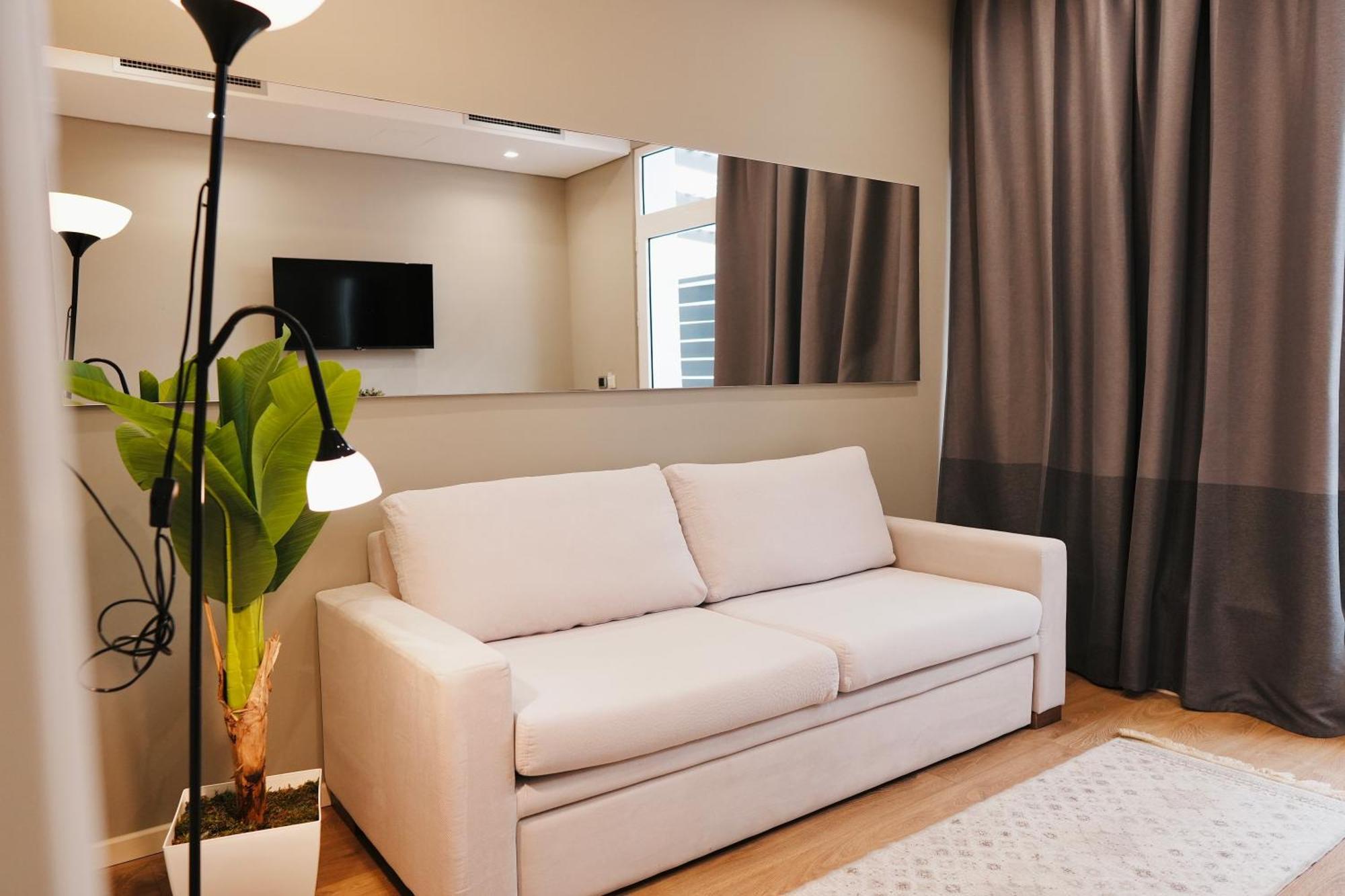 Hotel Blue Sky Sarande Luaran gambar