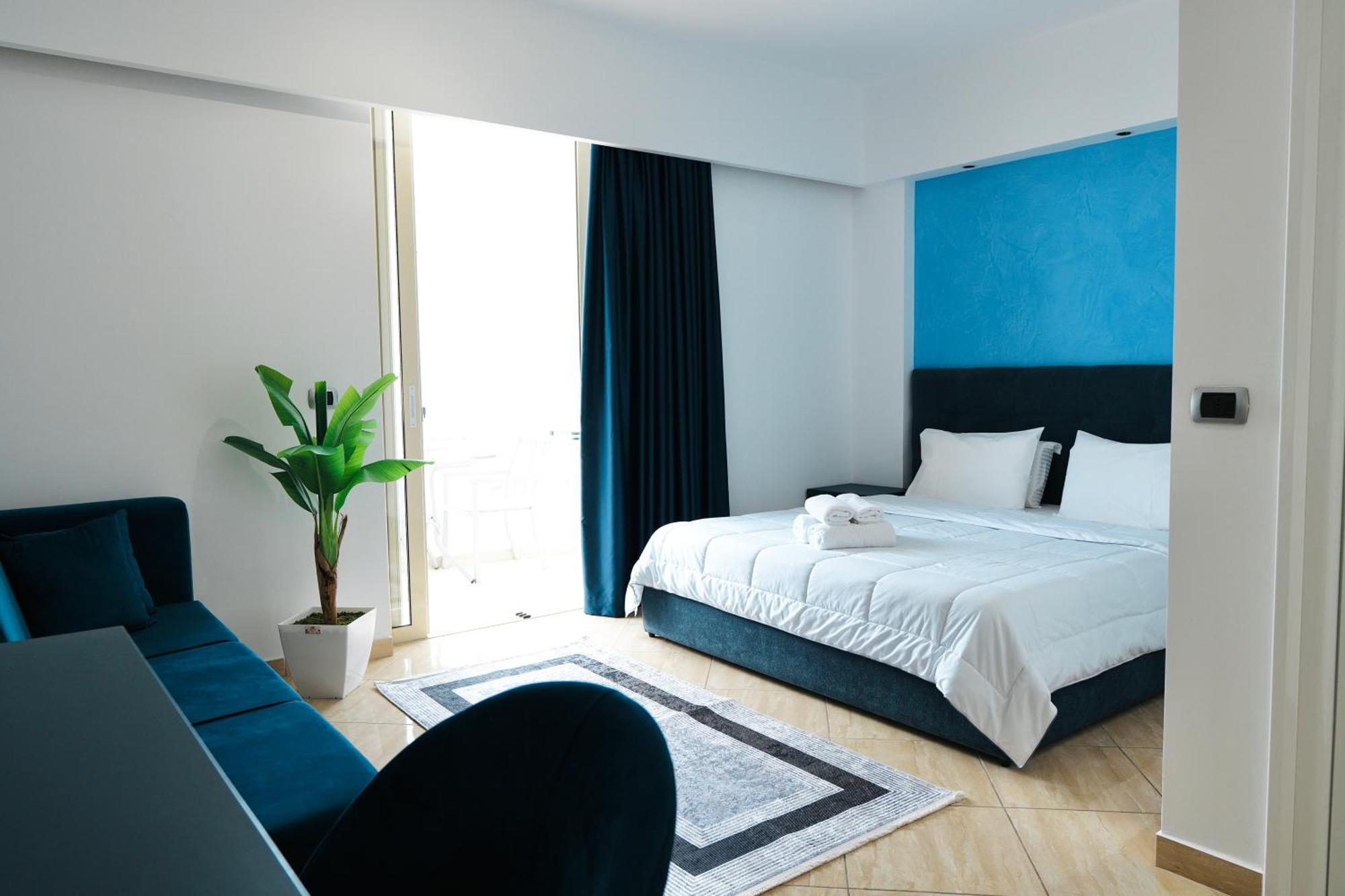 Hotel Blue Sky Sarande Luaran gambar