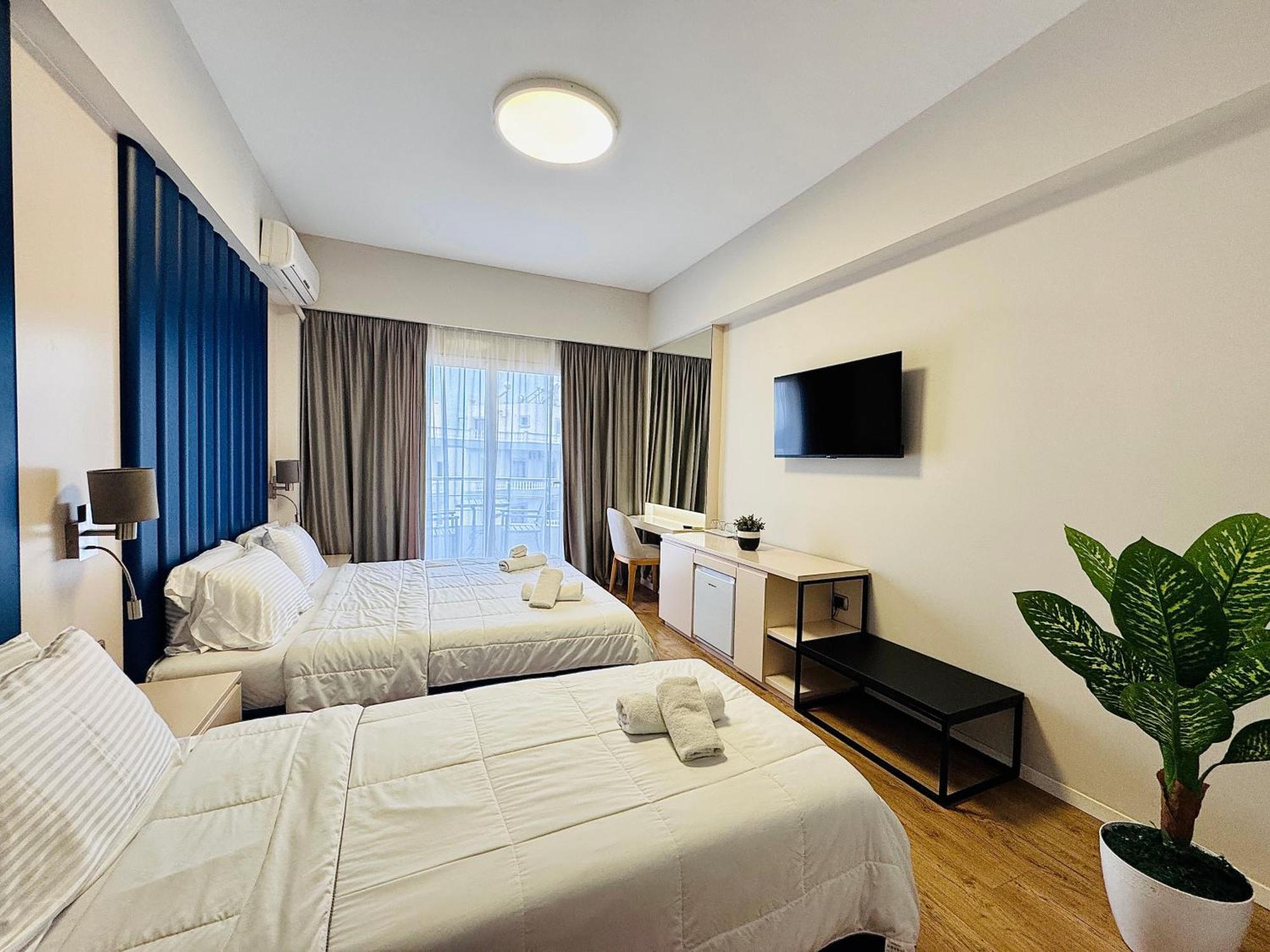 Hotel Blue Sky Sarande Luaran gambar