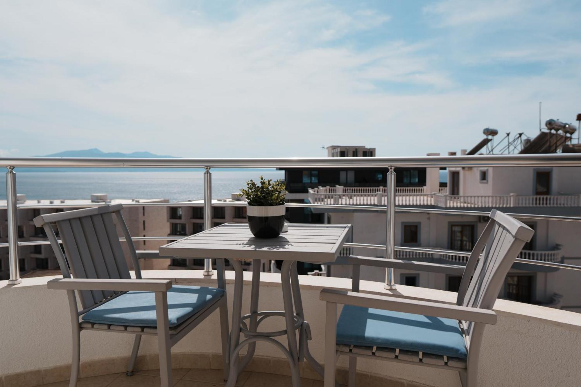 Hotel Blue Sky Sarande Luaran gambar