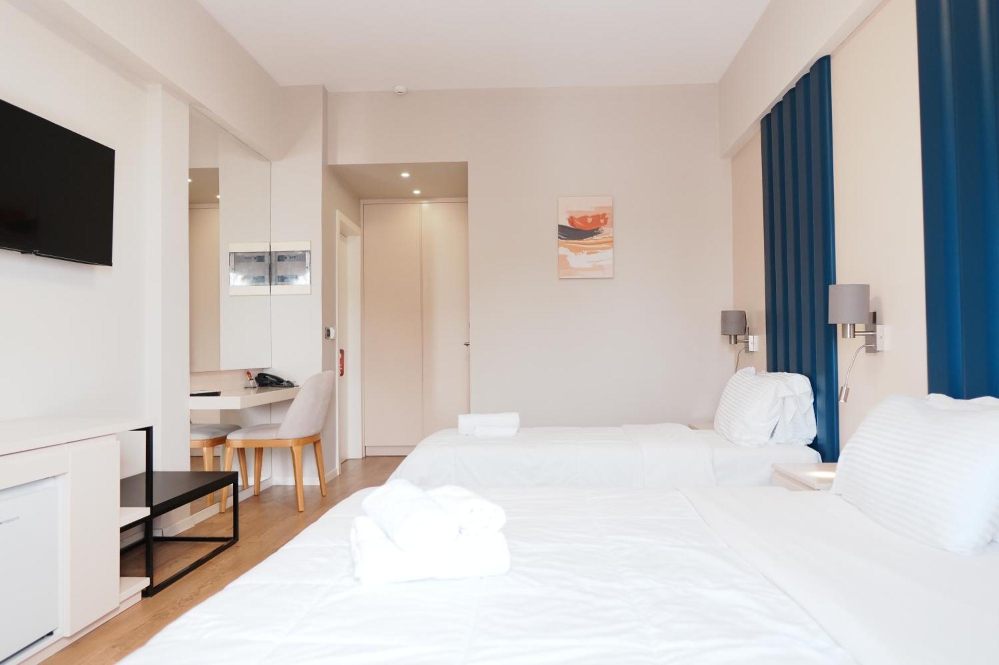 Hotel Blue Sky Sarande Luaran gambar