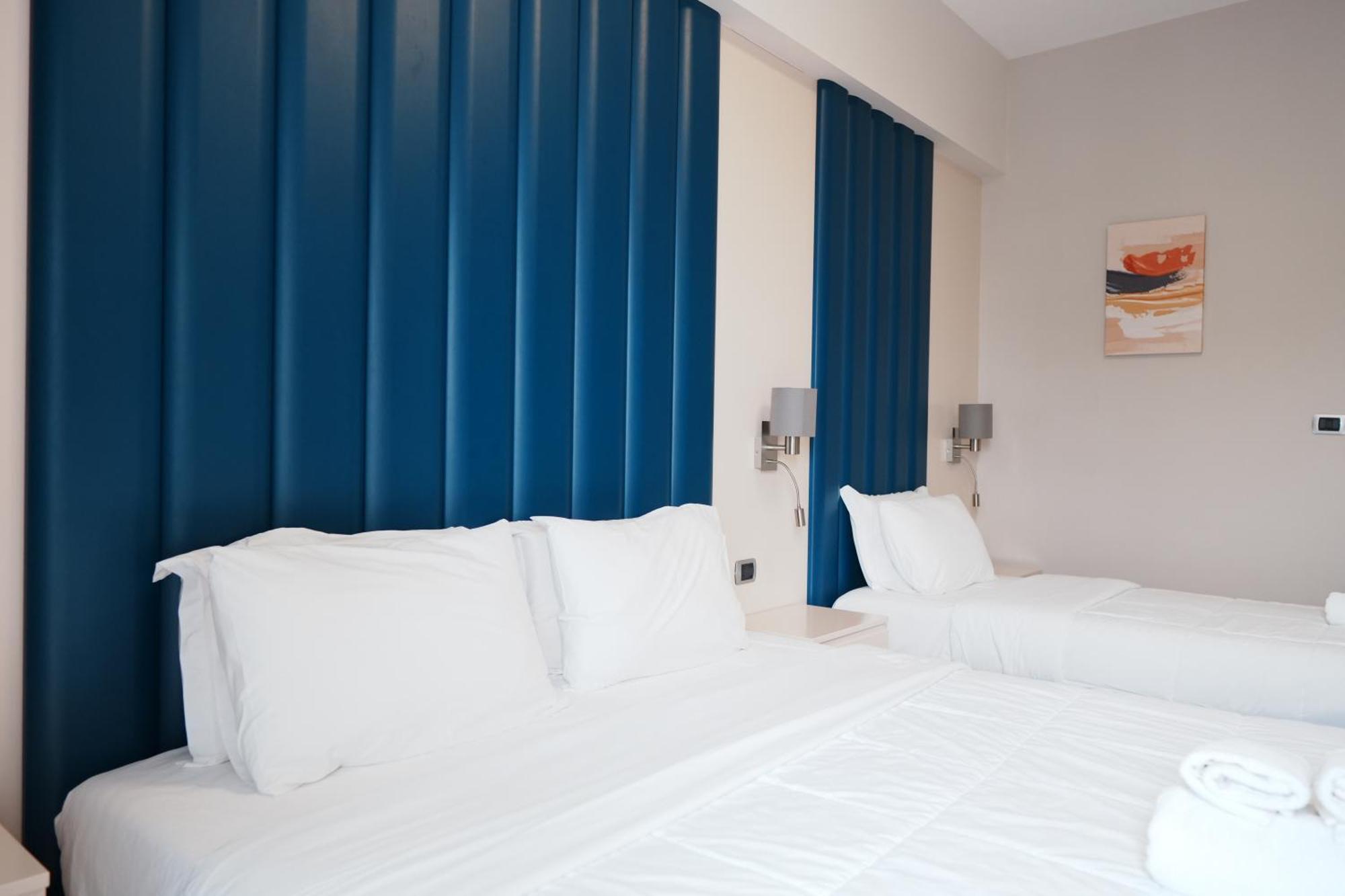 Hotel Blue Sky Sarande Luaran gambar