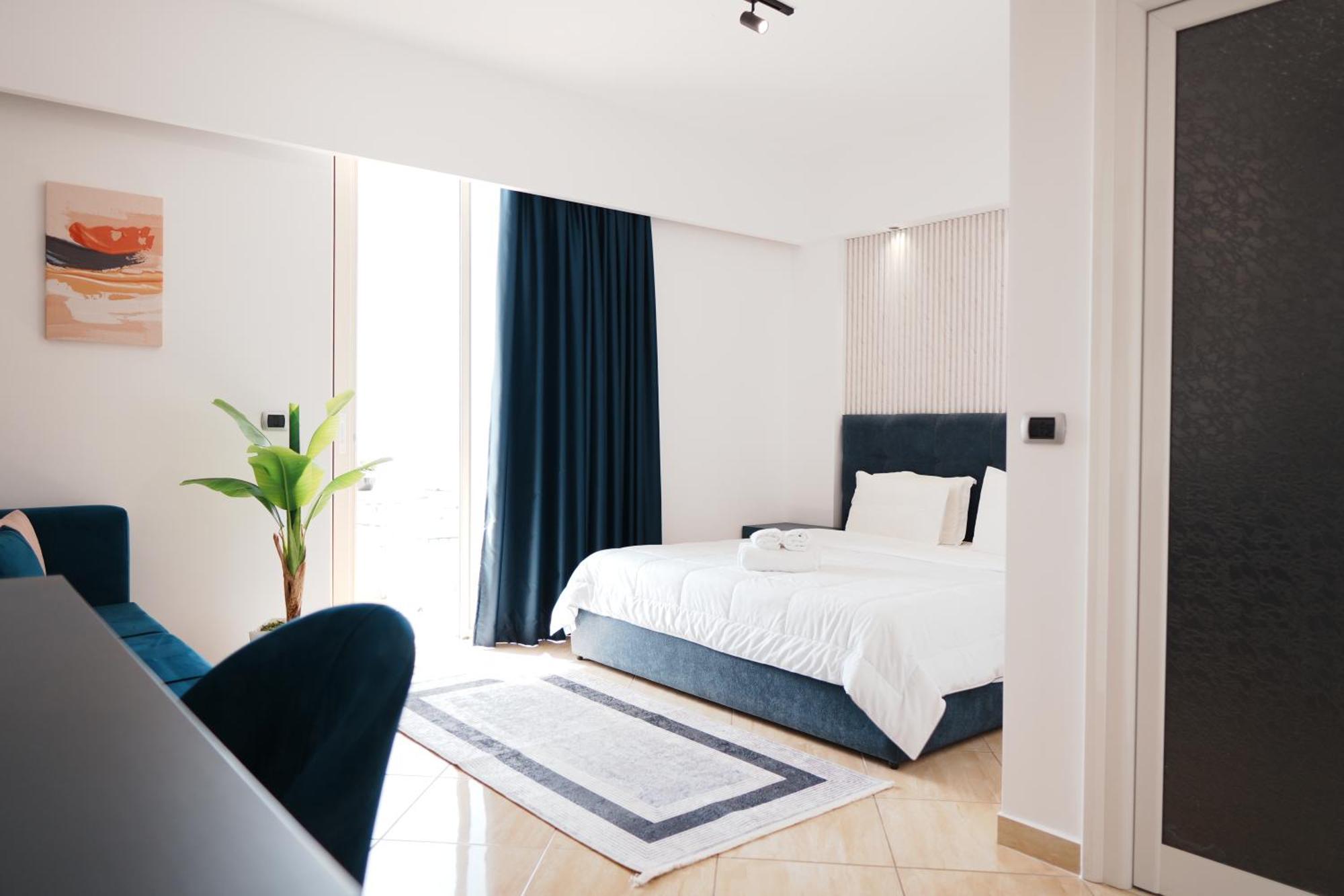 Hotel Blue Sky Sarande Luaran gambar