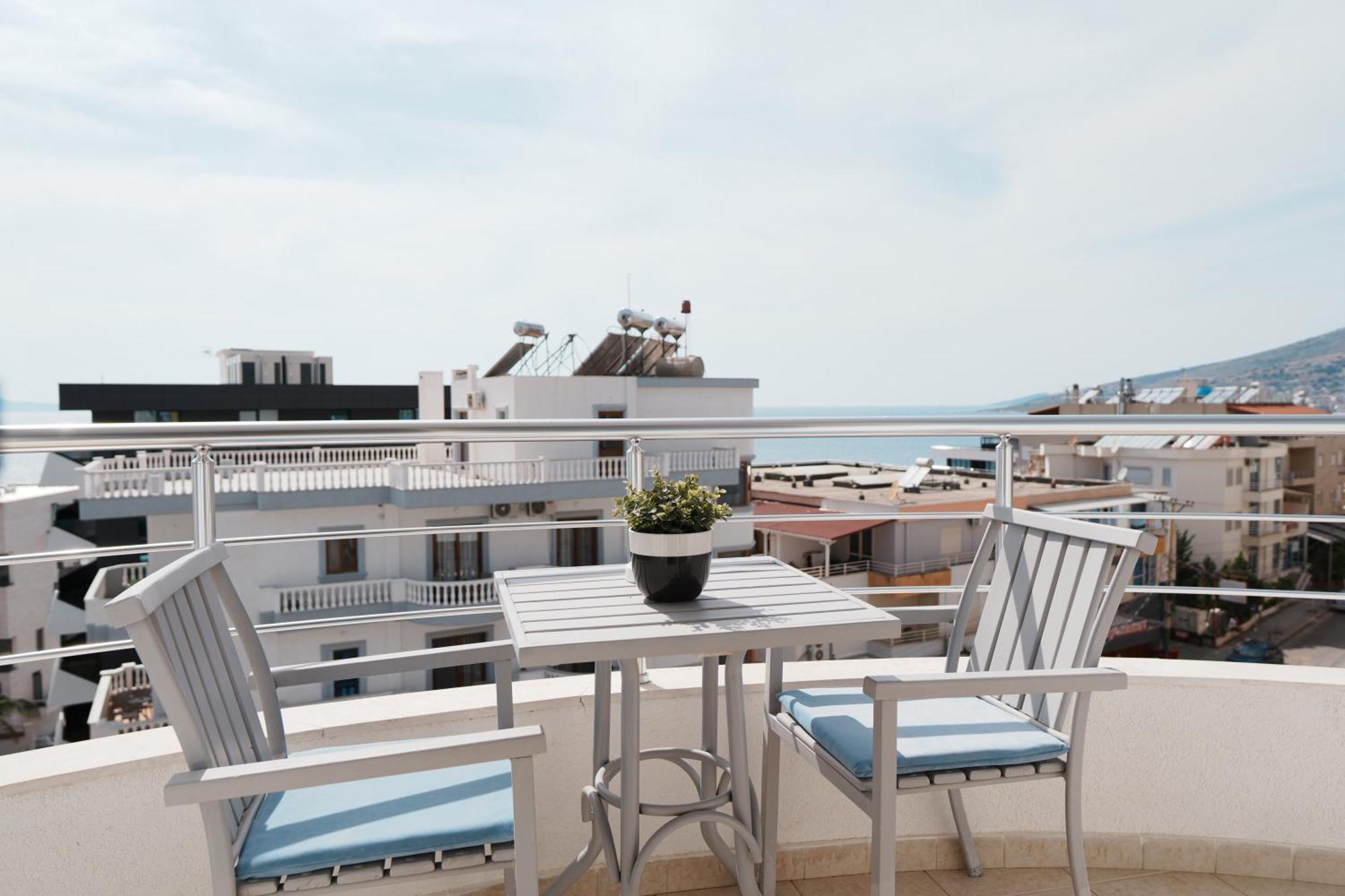 Hotel Blue Sky Sarande Luaran gambar