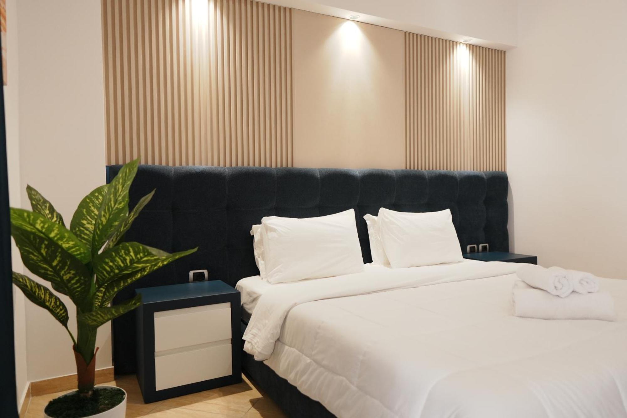 Hotel Blue Sky Sarande Luaran gambar